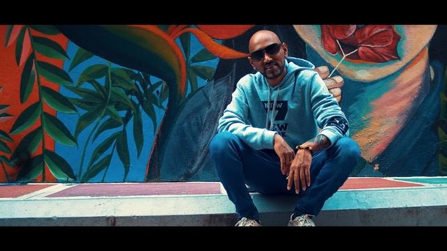 Sikki Sikki Thavikiren (Official Video Song)– Oviyaa | PsychoMantra | Logez Ravi | Edwin | Gugz Rav смотреть онлайн
