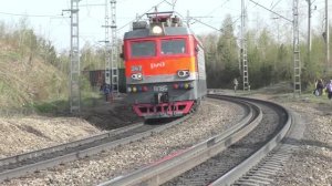 Злой и добрый машинист локомотива - так работает железная дорога в Сибири