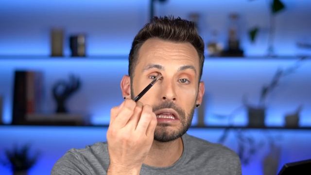 She's Broken... Anastasia COSMOS Palette! | NO BULLSH*T Review смотреть онлайн