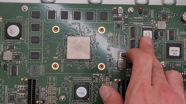 Inside a Juniper Networks EX4500 Series 40-Port 10Gb Switch #teardown смотреть онлайн