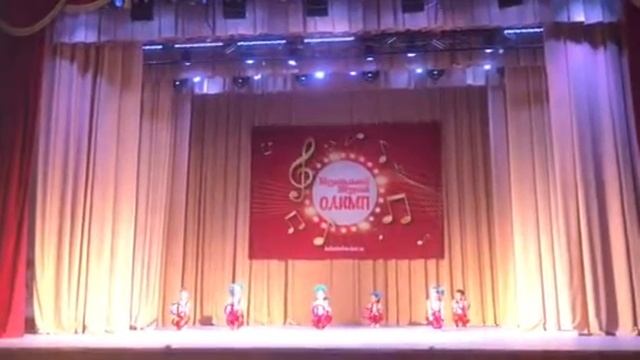 Хореографический ансамбль "СЕВЕРНЫЕ ИСКОРКИ" - "БИБИКА" смотреть онлайн