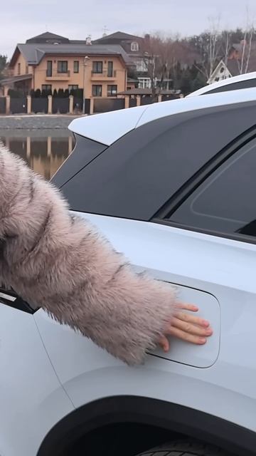 Даже хорошую машину женщина может сломать... #обзоравто #automobile #volkswagen #volkswagen2025 смотреть онлайн