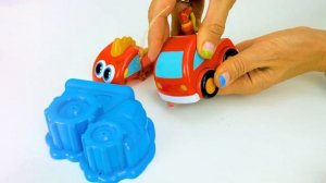 Детские песни и машинки Мокас | Песенки про машинки в песочнице