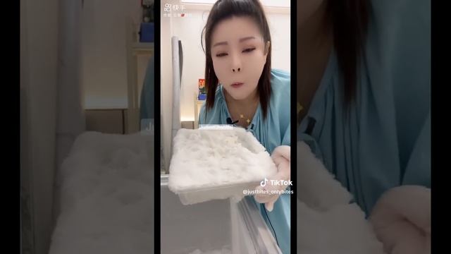 вкусный асмр хруст льда со снегом! смотреть онлайн