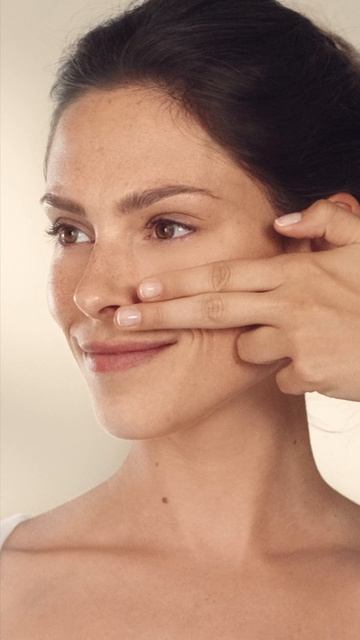 Bioderma Солнцезащитный флюид для всех типов кожи Xdefense SPF50+ смотреть онлайн