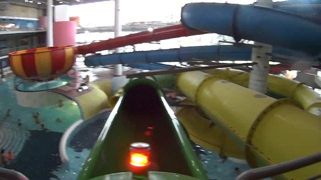 Anaconda Water Slide at Aquapolis смотреть онлайн