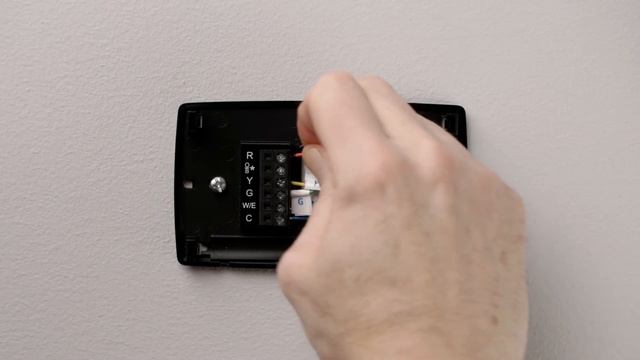 ST25 | Sensi Lite smart thermostat | Home installation смотреть онлайн