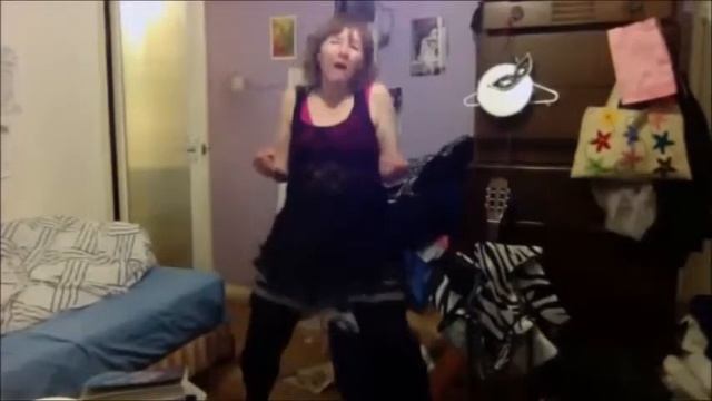 Скажи что я крутая, и я выпью за тебя! смотреть онлайн