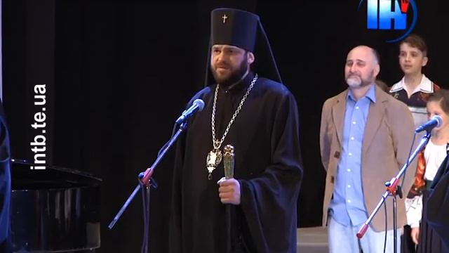 У Тернополі протягом двох днів лунали духовні твори смотреть онлайн