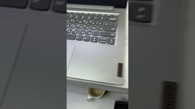 Ноутбук Lenovo