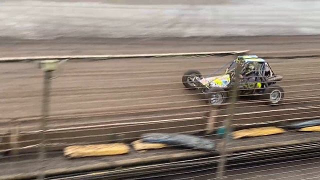 King of Shale Christmas Cracker Class 8 Heat 1 смотреть онлайн