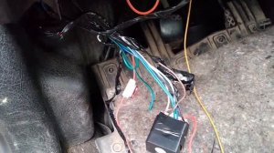 AUDI 100 с4 не работает центральный замок. не открывает и не закрывает.