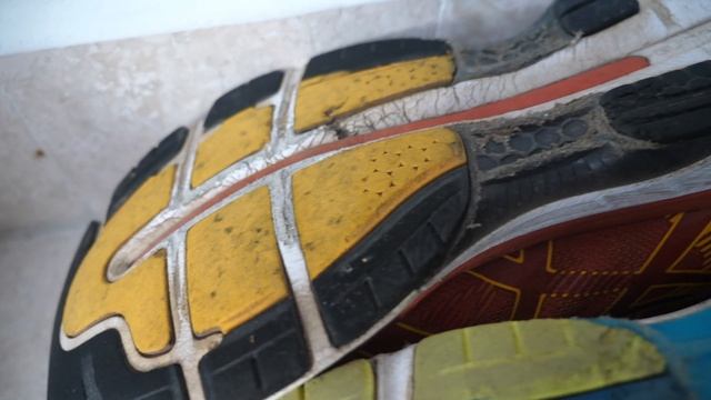 ASICS GEL-NIMBUS {19,20,21} смотреть онлайн