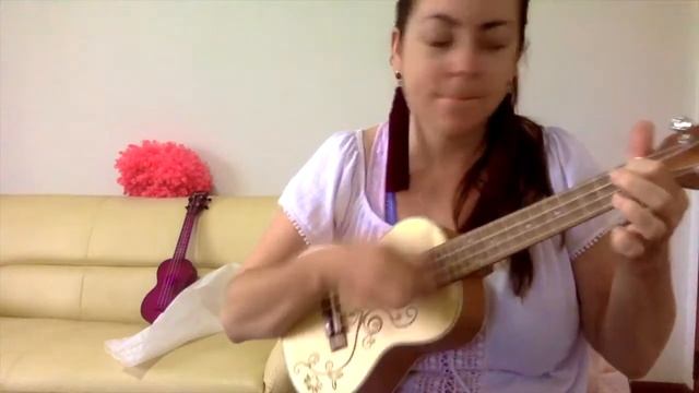 【Cr. The Uke Revolution】HRICANE UKULELE UNBOXING DEMO SCORPIONS HURRICANE Chords смотреть онлайн