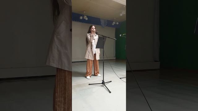 Исполняет Арина Клочева #патриотическаяпесня #киноидёт- воюет взвод.