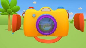Грузовичок Лёва собирает фотокамеру. Развивающие мультики для детей про машинки