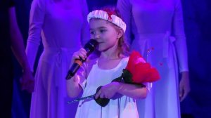 Детская песня АЛЕНЬКИЙ ЦВЕТОЧЕК - Вика Псарёва