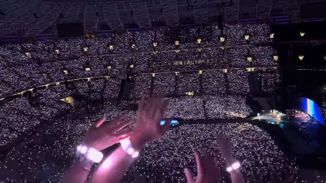 Coldplay - Sky Full Of Stars (Live In Budapest, June 18th 2024)