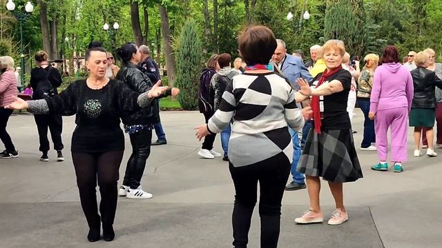 НЕЗАБУДКА! #dance #retrodancing #танцы #танец #праздник #свадьба смотреть онлайн