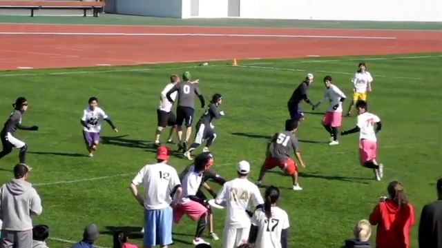 Jeju Dirty Dozen 2011 Finals - IKU vs Whisby Nation - Part 2 смотреть онлайн