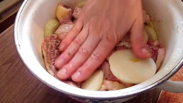 Секрет Маринада для Домашнего Шашлыка из Курицы! Жарим на Природе! смотреть онлайн