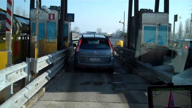 Автотуризм. Оплата проезда по автомагистрали в Италии
