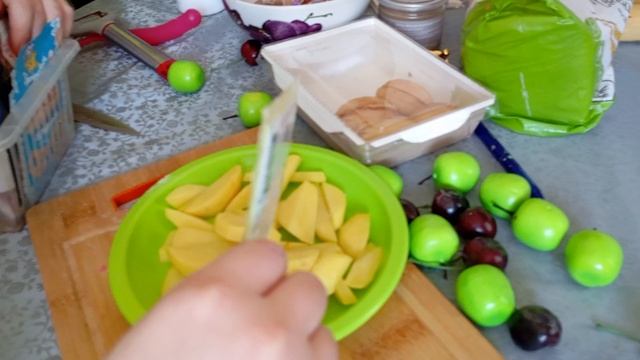 1000011952.mp4 смотреть онлайн