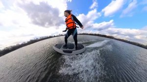 ⚡️Первый раз на электросерфе!!! 🏄🏻♀️ 10 минут обучения на JSL JETBOARD FORTIUS  и вот результат!⚡