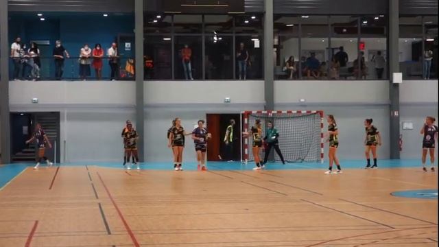 N1 - J1 : Pessac s'impose dans le final contre Mios смотреть онлайн