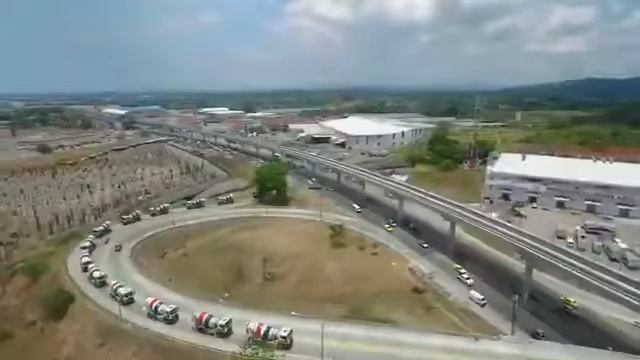CEMEX Latin America compró 24 unidades SITRAK mezcladores-mixeres de SINOTRUK China смотреть онлайн