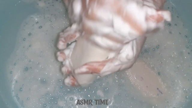 ASMR Lark Lathering/АСМР Мыление Ларк смотреть онлайн