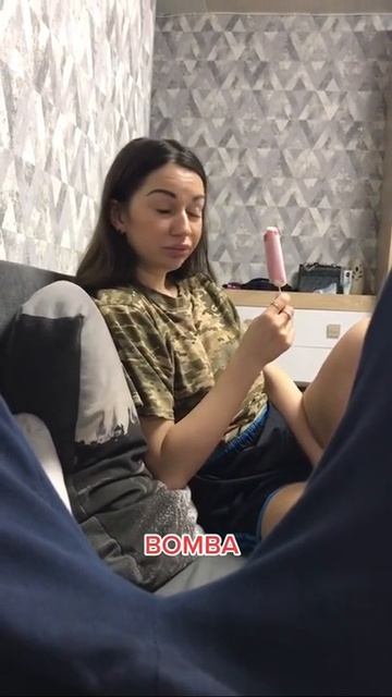 Майский жук прикол #shorts смотреть онлайн