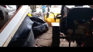 Меняю масло в мотоблоке "Тарпан", подготавливаю к работе.