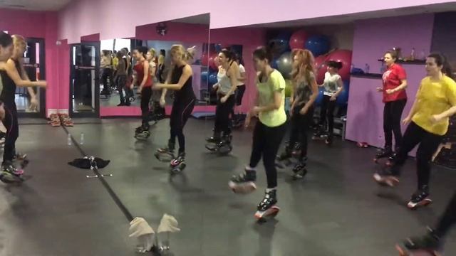 Канго джъмпс/ Спортен клуб Нео смотреть онлайн