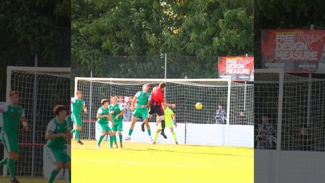 Action Shots Warminster Town v Hengrove Athletic смотреть онлайн