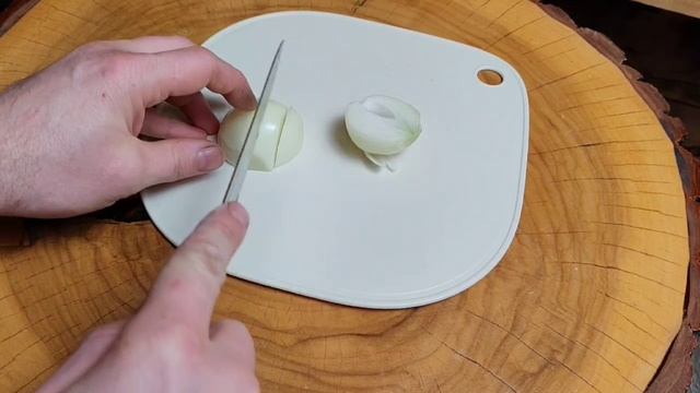 Samura Harakiri режет лук