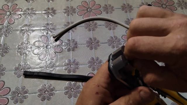 Стриппер, он же оголятор проводов Stayer. Инструмент который меня выбесил. смотреть онлайн