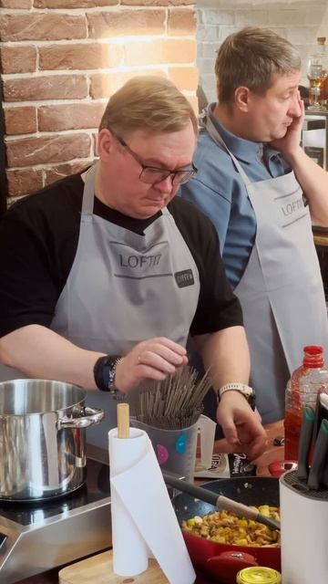 🎉 Семейный день рождения в кулинарной студии Loft17 — это больше, чем просто праздник!