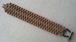Браслет из паракорда Трилобит на шакле _ Paracord Bracelet Trilobite(360P)