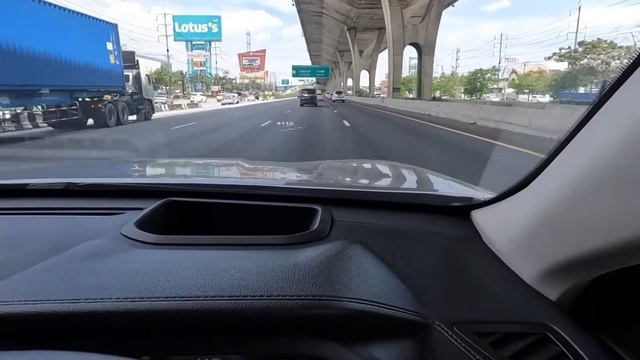 ลอง Haval Jolion ในเมืองให้อัตราเร่งดีขับสนุก смотреть онлайн