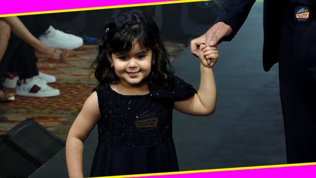 Kapil Sharma Cute Daughter Anayra Sharma FIRST Ramp Walk With Daddy At Beti Fashion Show 2023 смотреть онлайн