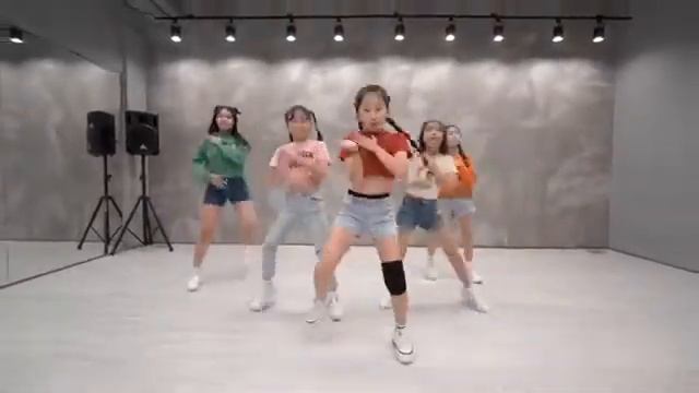 Baby Shark ( Trap Remix ) Kids Dance Choreography