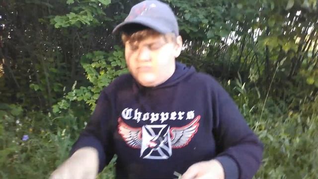 ЖОРИК ВЫЖИВАЕТ В ЛЕСУ смотреть онлайн