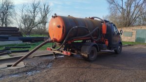 Работа на говновозе. Деньги не пахнут