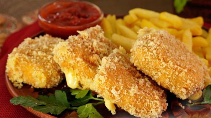 Начинает таять на сковороде, а заканчивает во рту. ЖАРЕНЫЙ СЫР ПО-ЧЕШСКИ