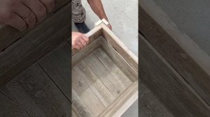 Уличная Цветочница (Кашпо, Вазон) из дерева на ножках своими руками. Украшение двора или беседки.