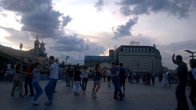 сальса на  Почтовой площади