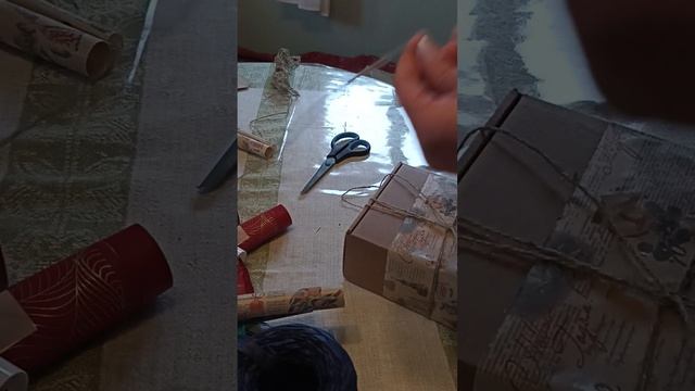 Новогодняя упаковка от Орифлэйм. Серия 3. Дающая надежду, что все будет хорошо) смотреть онлайн