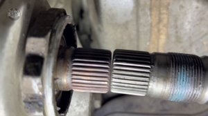 Когда поменял уже не один фланец ⚙️ редуктора... 🤦🏻♂️ Решение есть! #bmw #f10 #5series