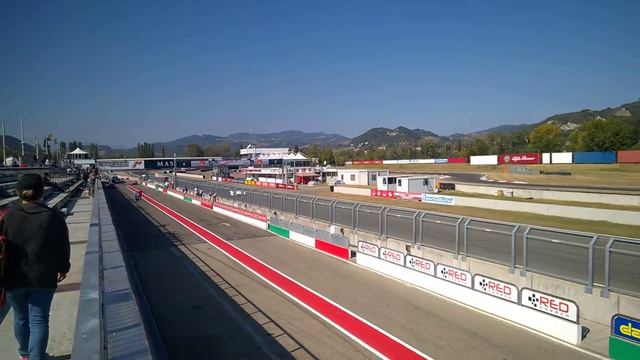 Busso downshift at Varano de' Melegari смотреть онлайн